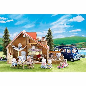 Calico Critters Lakeside Lodge Gift Set