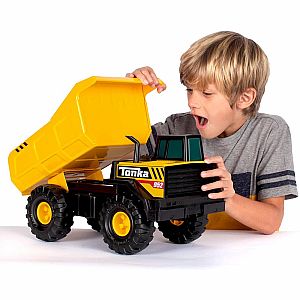 Tonka Mighty Dump Truck