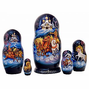 Nesting Doll - Winter Troika 5 Piece